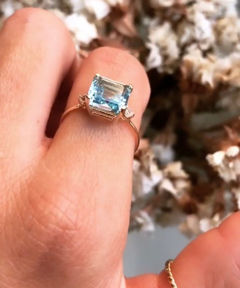 ANILLO GARRA TOPACIO AZUL