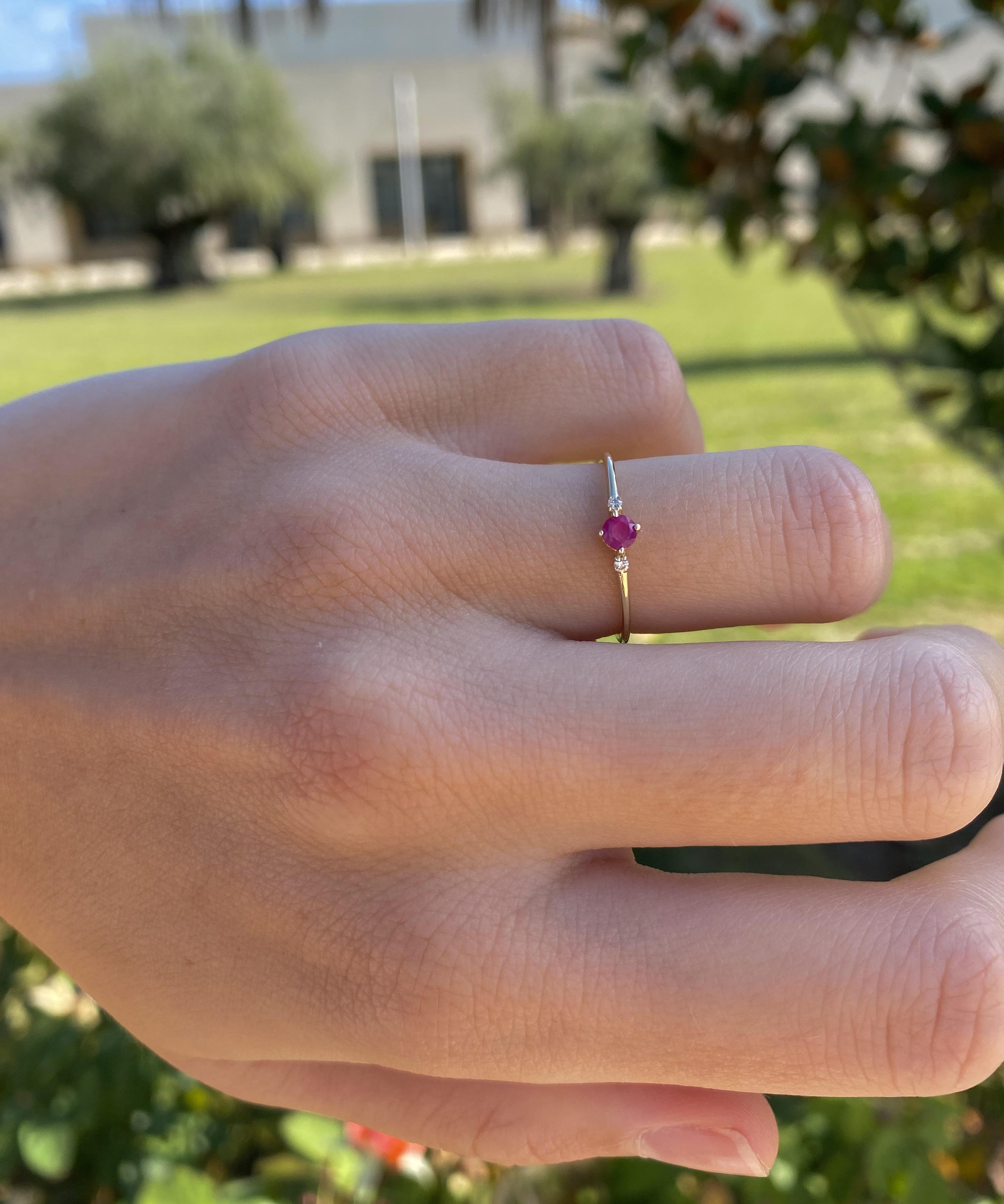 ANILLO MINI CROWN RUBÍ Y DIAMANTES