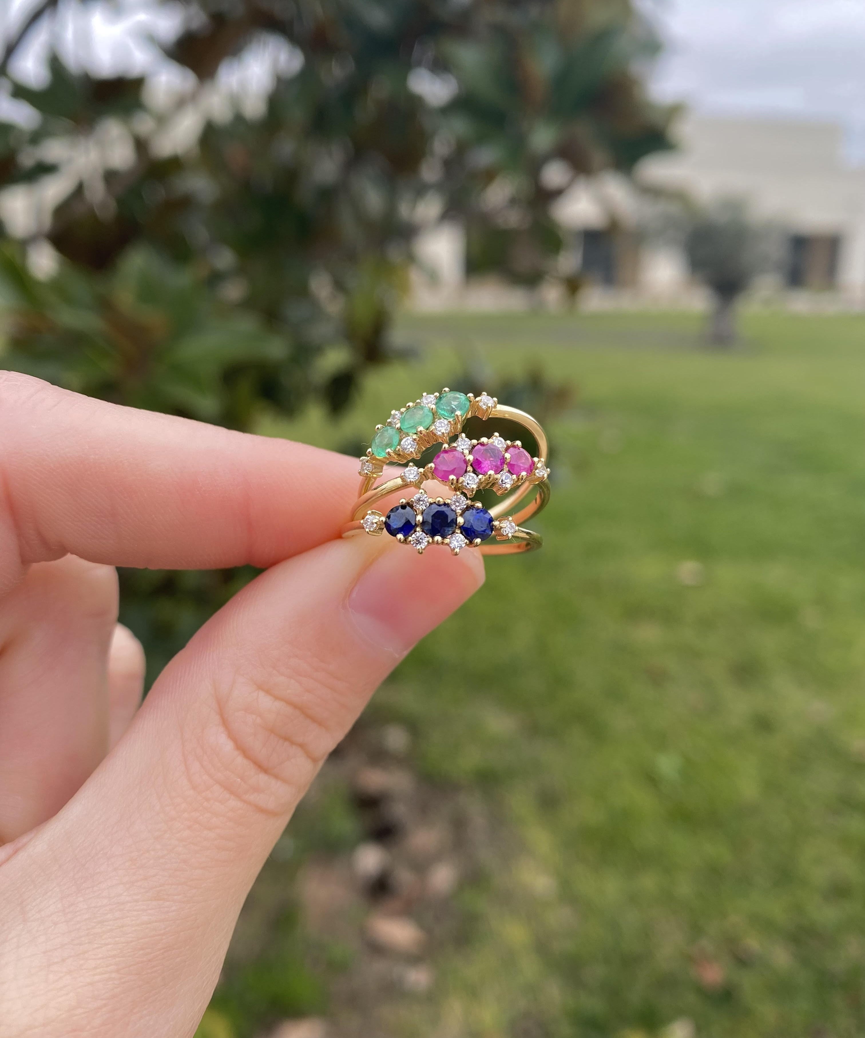 ANILLO TIARA ZAFIRO
