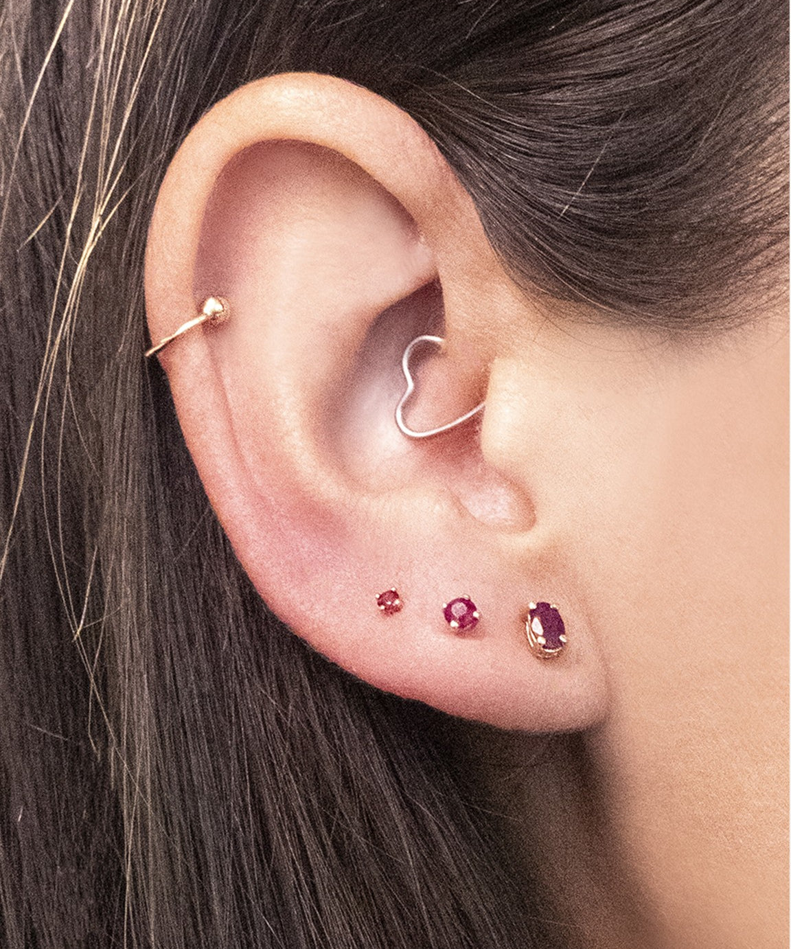 PENDIENTE GARRA RUBÍ 2MM