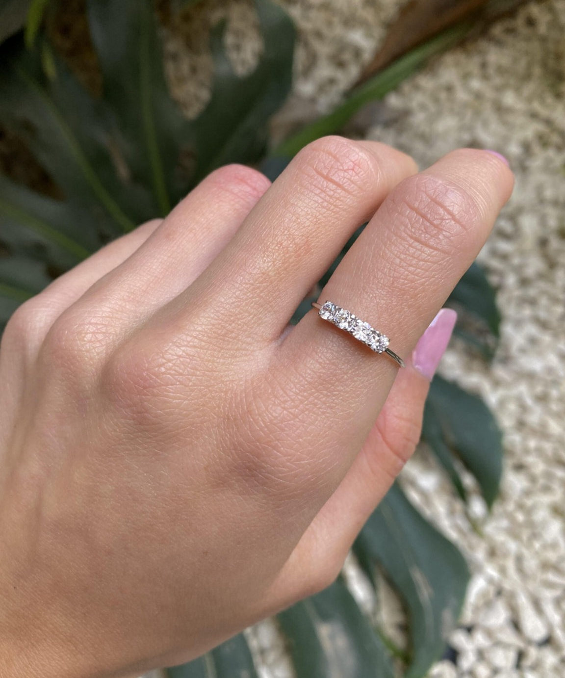 RING QUATTRO WEISSER STEIN